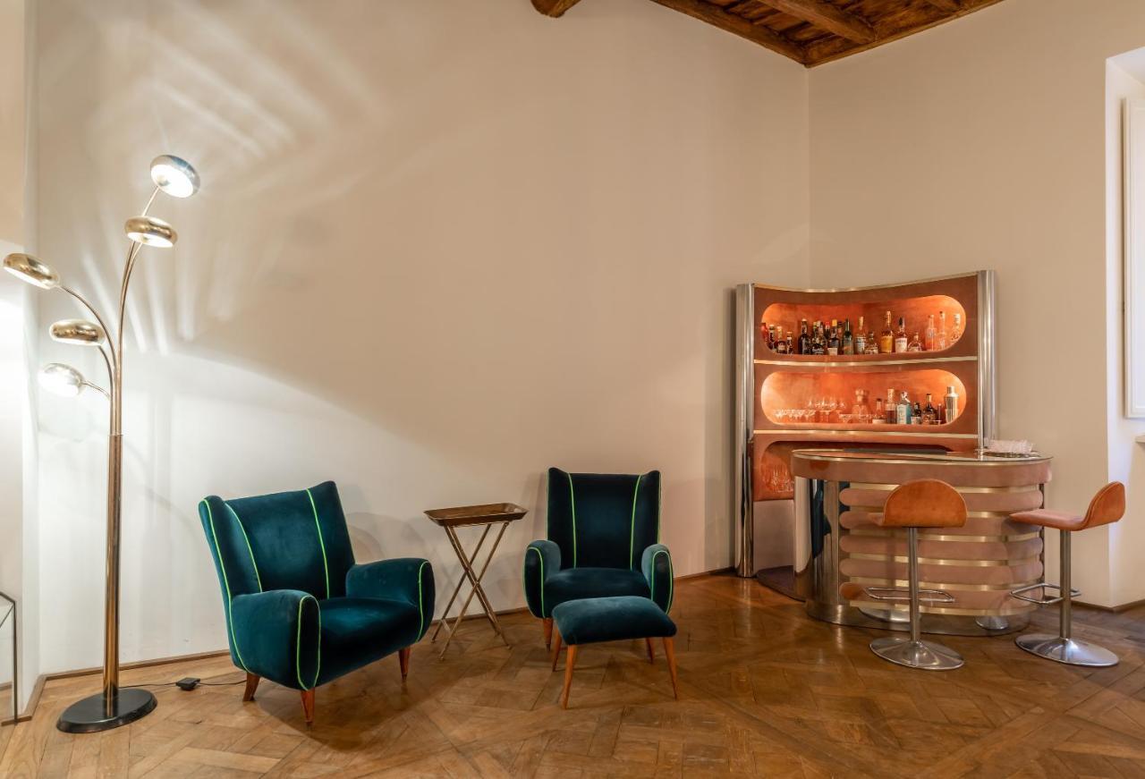 Apartamento Chic And Style In Historical Via Giulia Roma Exterior foto